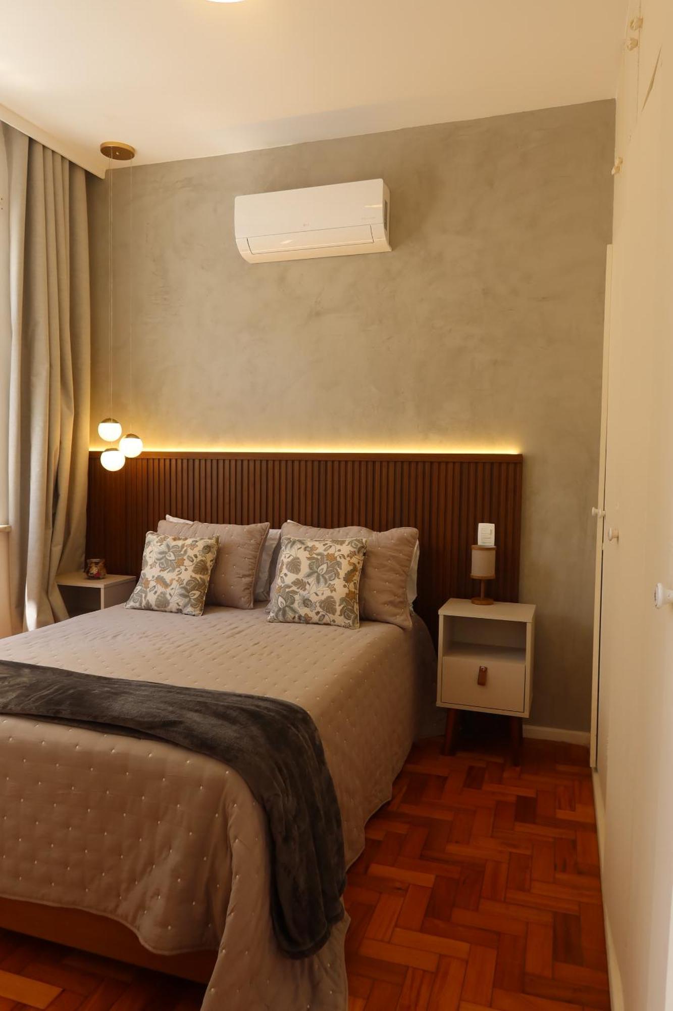 Apto Sala E 2 Quartos Na Quadra De Copacabana Apartamento